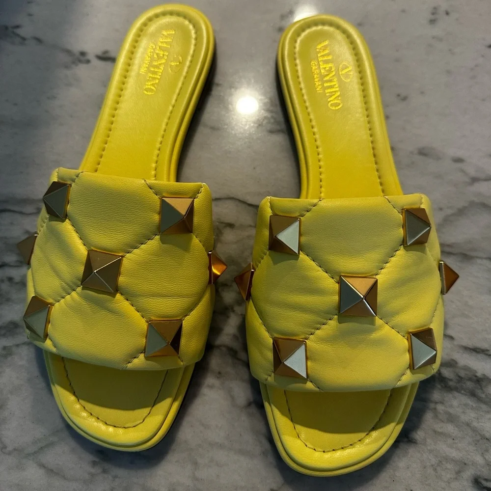 Valentino
Rockstud Accents Leather Slides - Picture 2 of 4